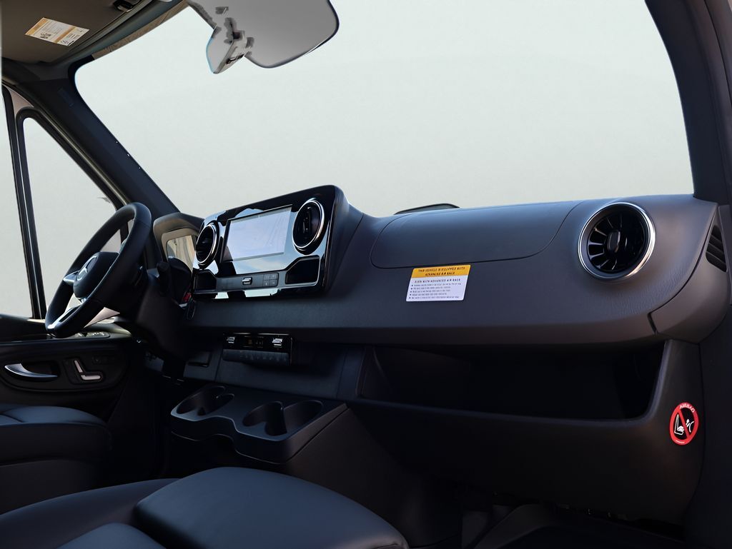 2026 Mercedes-Benz Sprinter 2500 Passenger 144 WB San Clemente CA