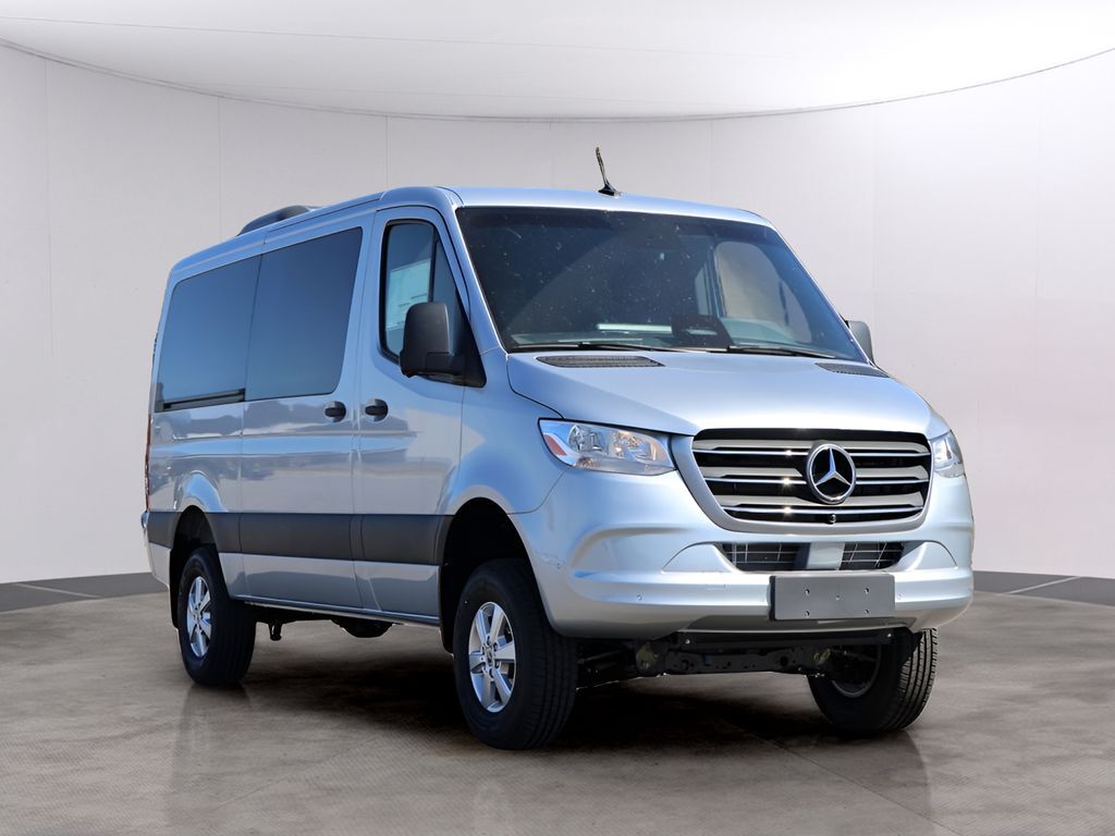 2026 Mercedes-Benz Sprinter 2500 Passenger 144 WB