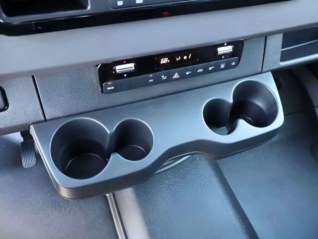 2026 Mercedes-Benz Sprinter 2500 Passenger 144 WB San Clemente CA