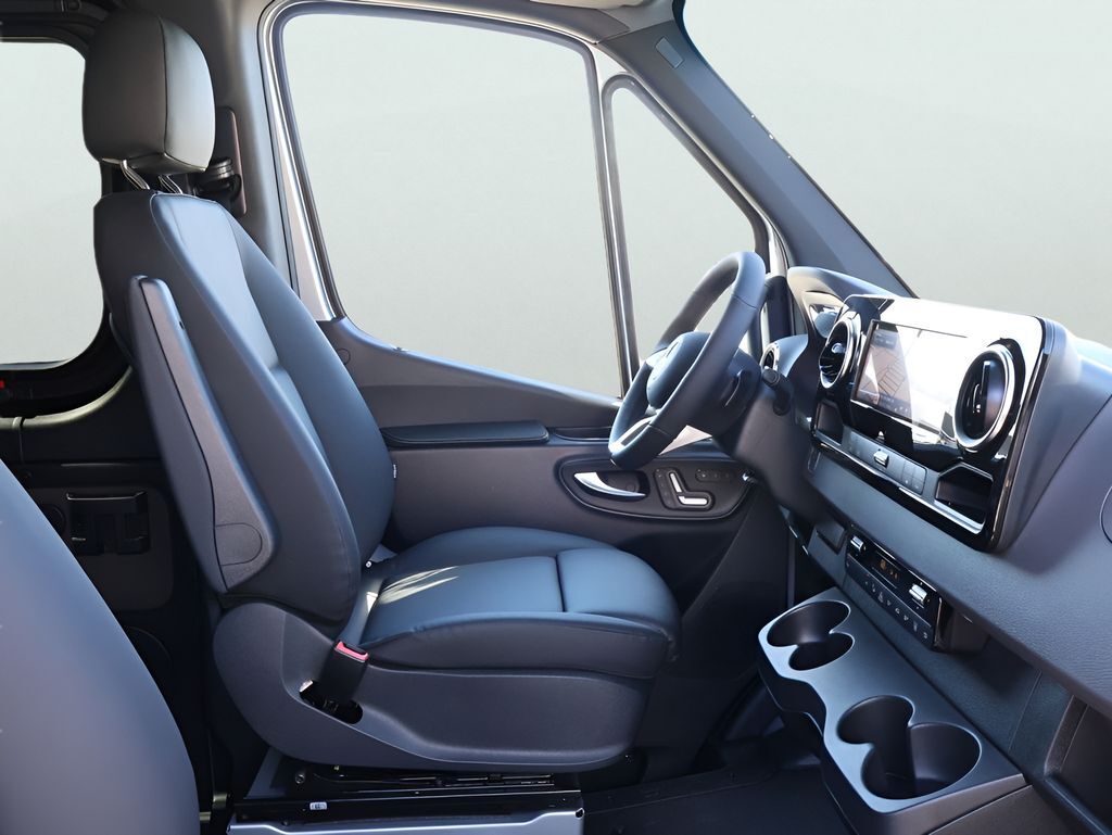 2026 Mercedes-Benz Sprinter 2500 Passenger 144 WB San Clemente CA