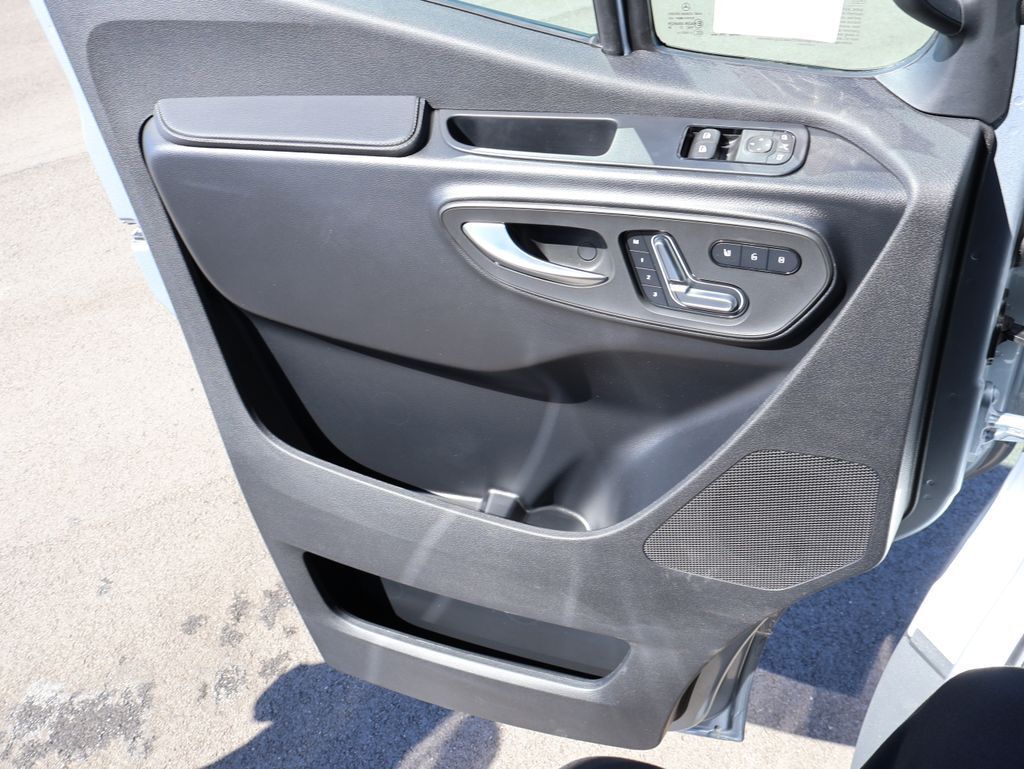 2026 Mercedes-Benz Sprinter 2500 Passenger 144 WB San Clemente CA