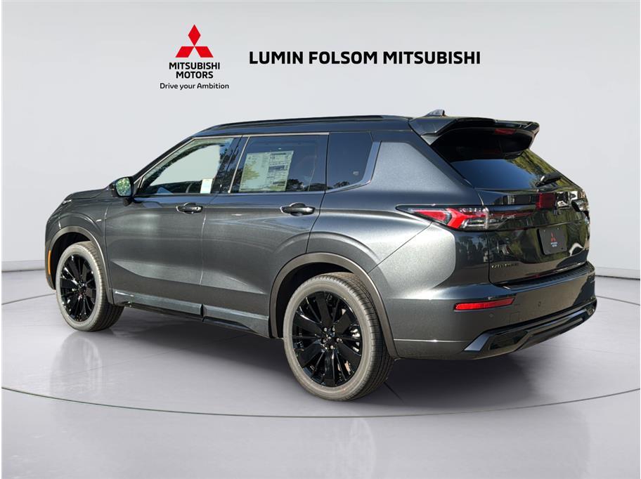 2026 Mitsubishi Outlander Black Edition Sport Utility 4D 2026 Mitsubishi Outlander Black Edition Sport Utility 4D