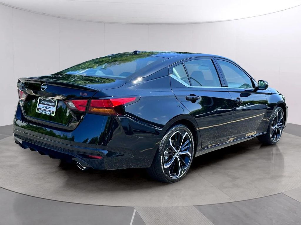 2026 Nissan Altima 2.5 SR
