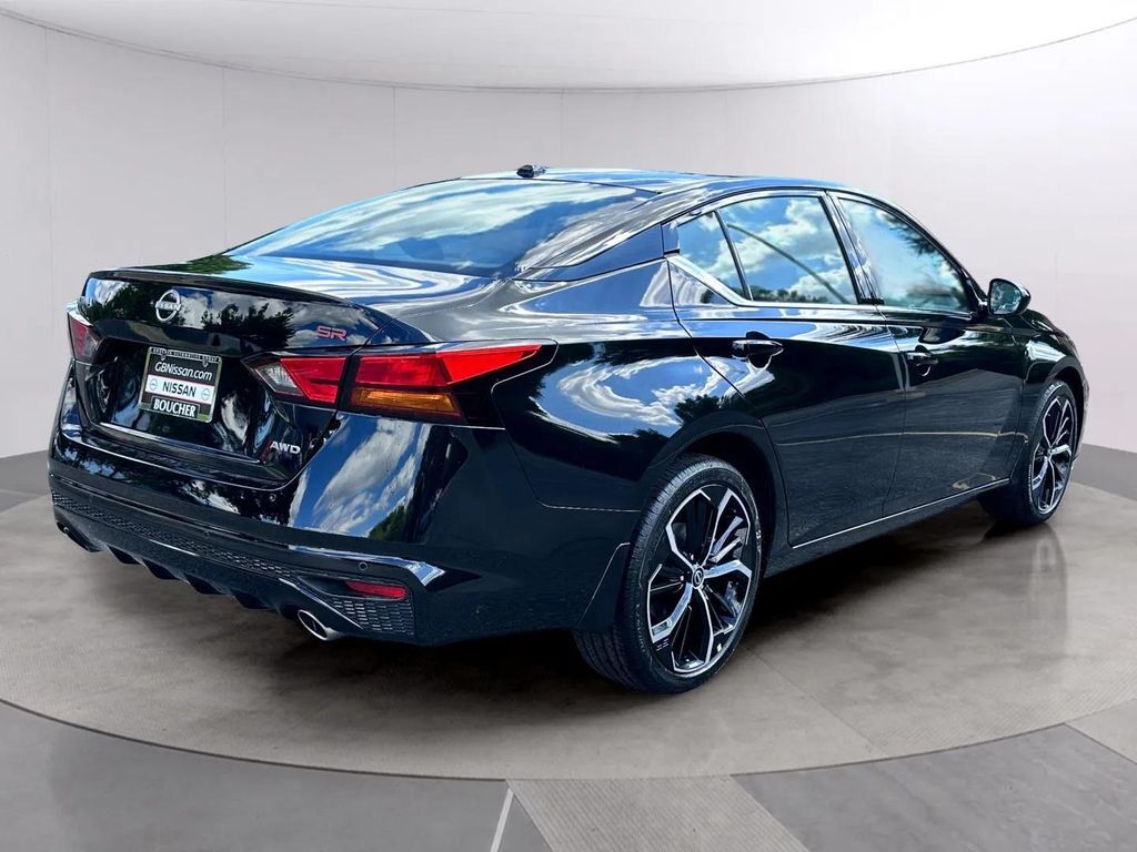 2026 Nissan Altima 2.5 SR