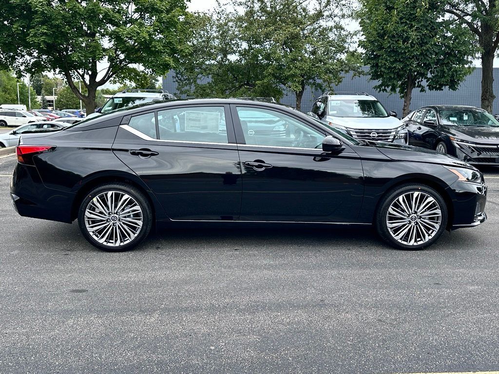 2026 Nissan Altima 2.5 SV