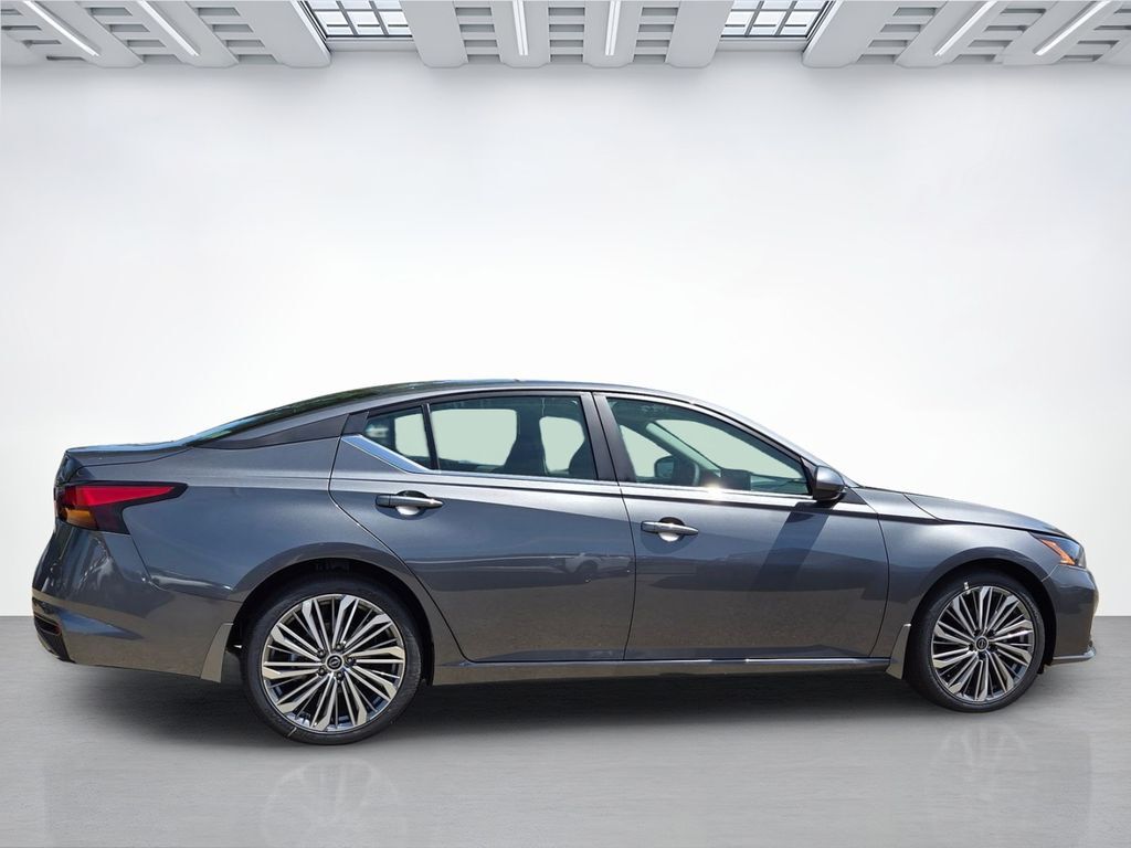 2026 Nissan Altima SV 2026 Nissan Altima SV