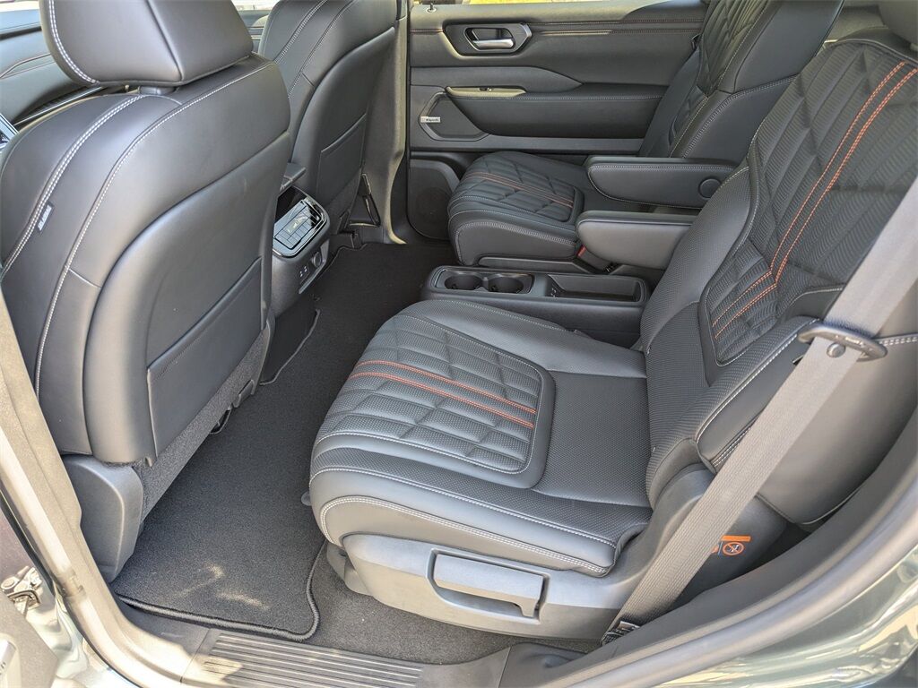 2026 Nissan Armada PRO-4X Kennesaw GA 2026 Nissan Armada PRO-4X Kennesaw GA