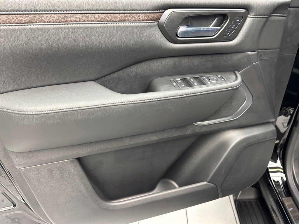 2026 Nissan Armada Platinum Johnson City TN 2026 Nissan Armada Platinum Johnson City TN