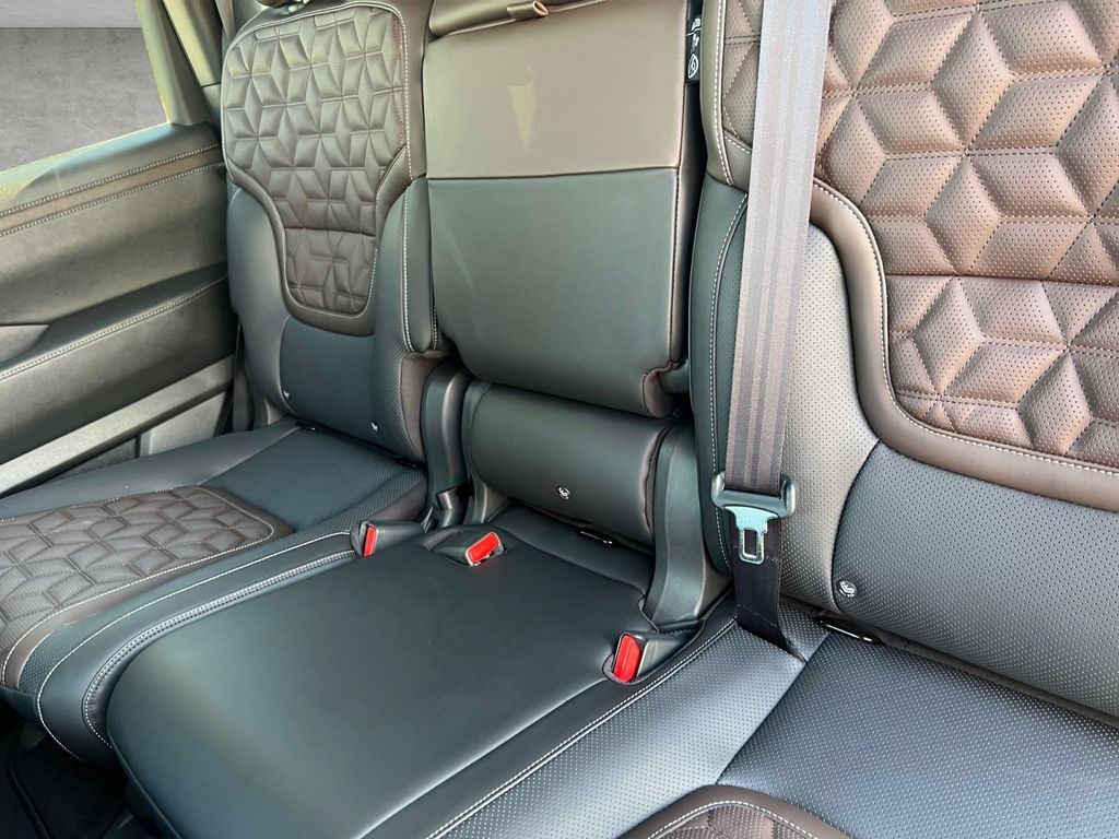 2026 Nissan Armada Platinum San Marcos TX