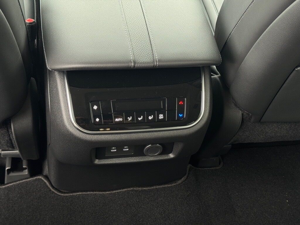 2026 Nissan Armada SV Morristown TN 2026 Nissan Armada SV Morristown TN