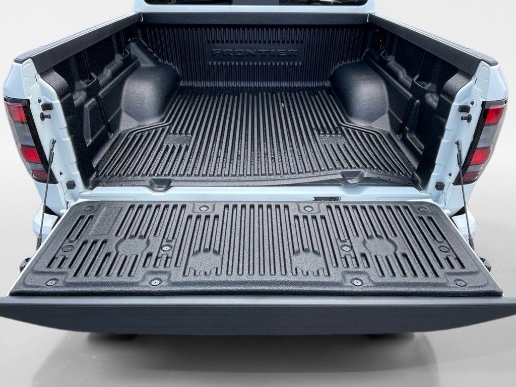 2026 Nissan Frontier SV Oak Ridge TN 2026 Nissan Frontier SV Oak Ridge TN