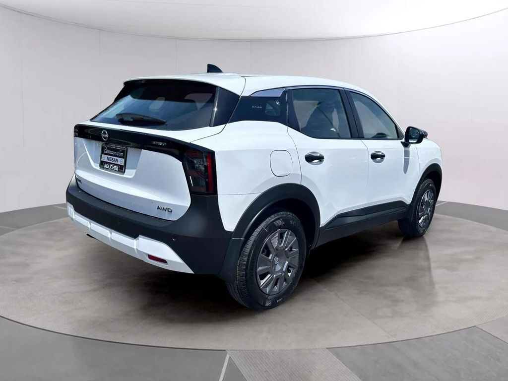 2026 Nissan Kicks S