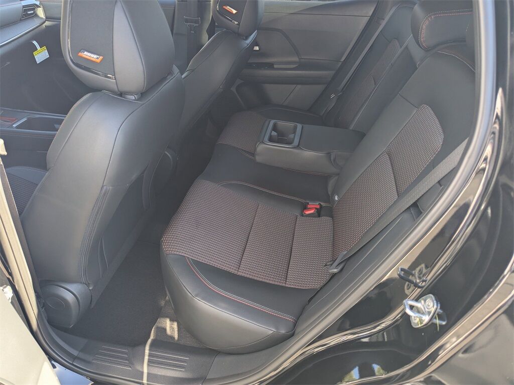 2026 Nissan Kicks SR Kennesaw GA 2026 Nissan Kicks SR Kennesaw GA