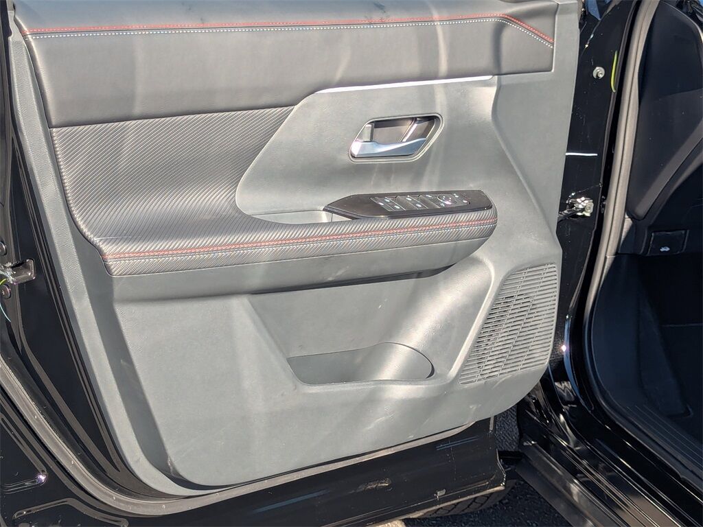 2026 Nissan Kicks SR Kennesaw GA 2026 Nissan Kicks SR Kennesaw GA