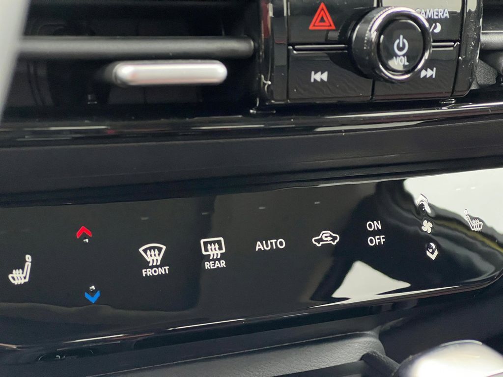 2026 Nissan Kicks SR San Marcos TX