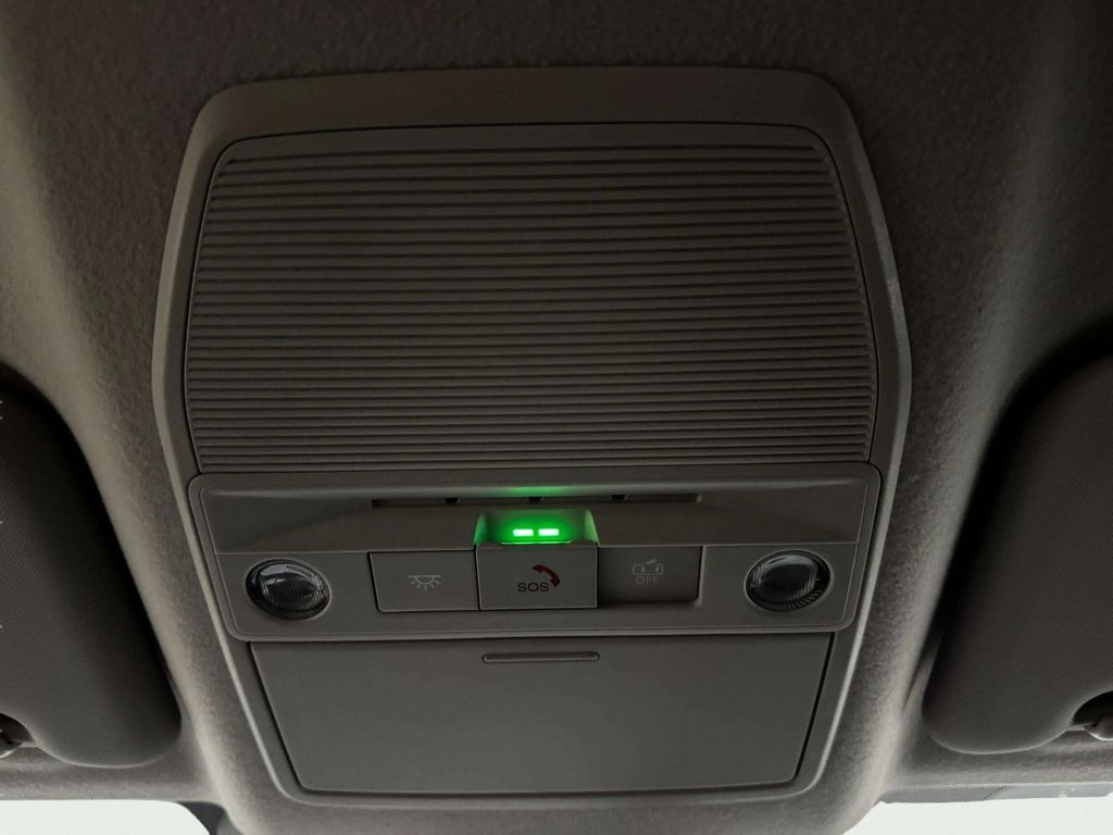 2026 Nissan Kicks SR w/Cold Weather Pkg San Clemente CA