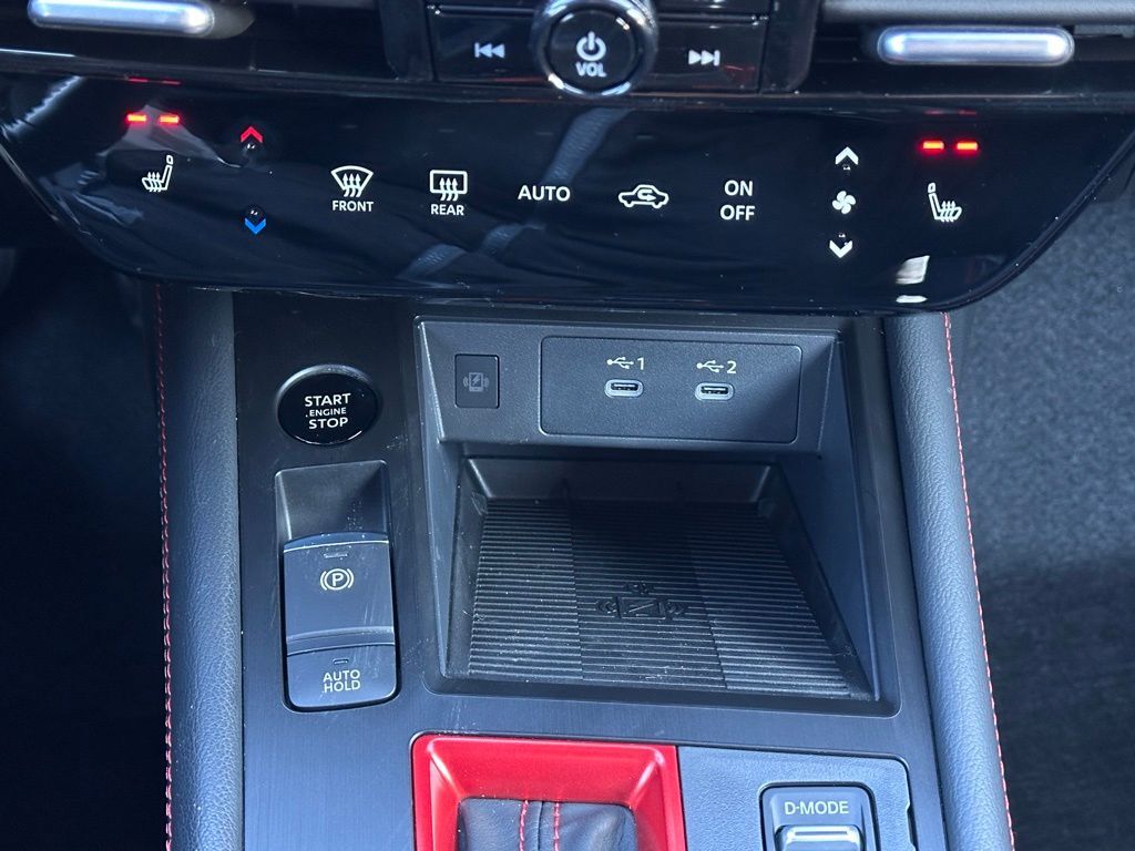 2026 Nissan Kicks SR w/Premium &amp; Cold Weather Pkg San Clemente CA