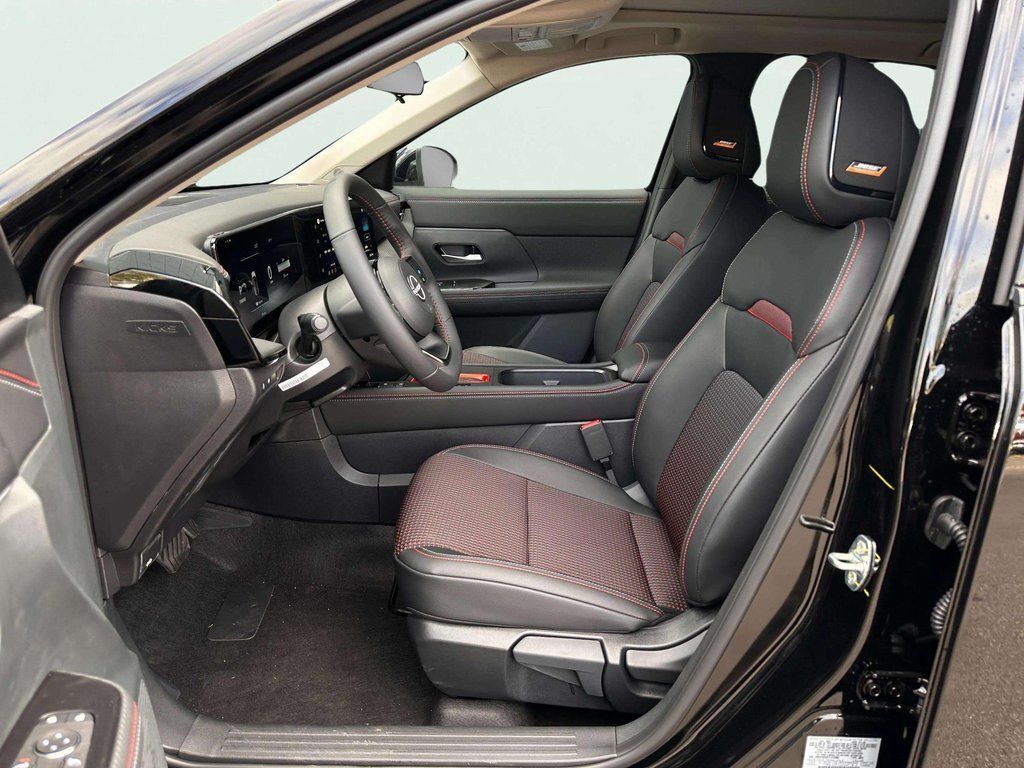 2026 Nissan Kicks SR w/Premium &amp; Cold Weather Pkg San Clemente CA