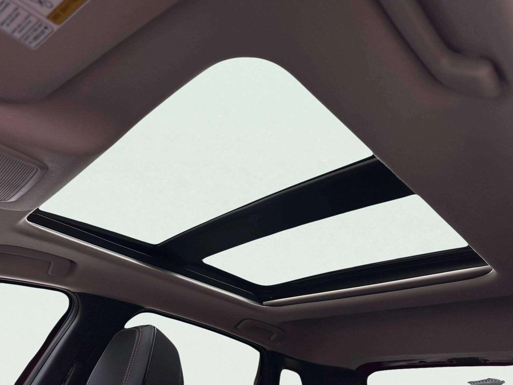 2026 Nissan Kicks SR w/Premium &amp; Cold Weather Pkg San Clemente CA