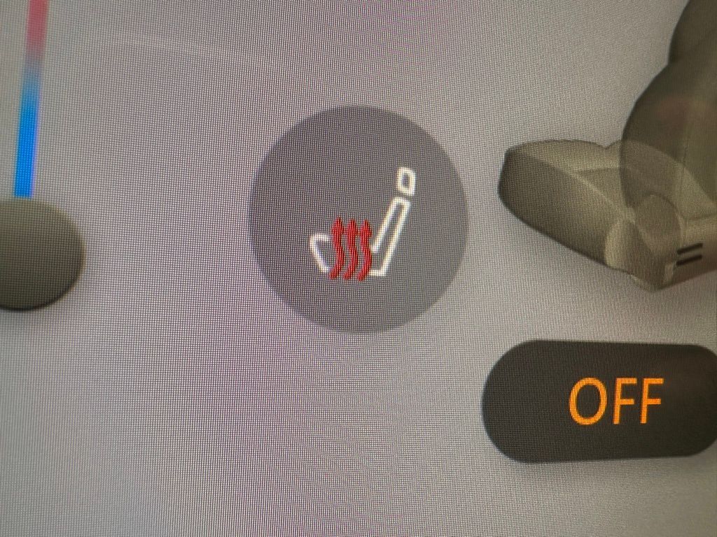 2026 Nissan Kicks SR w/Premium &amp; Cold Weather Pkg San Clemente CA