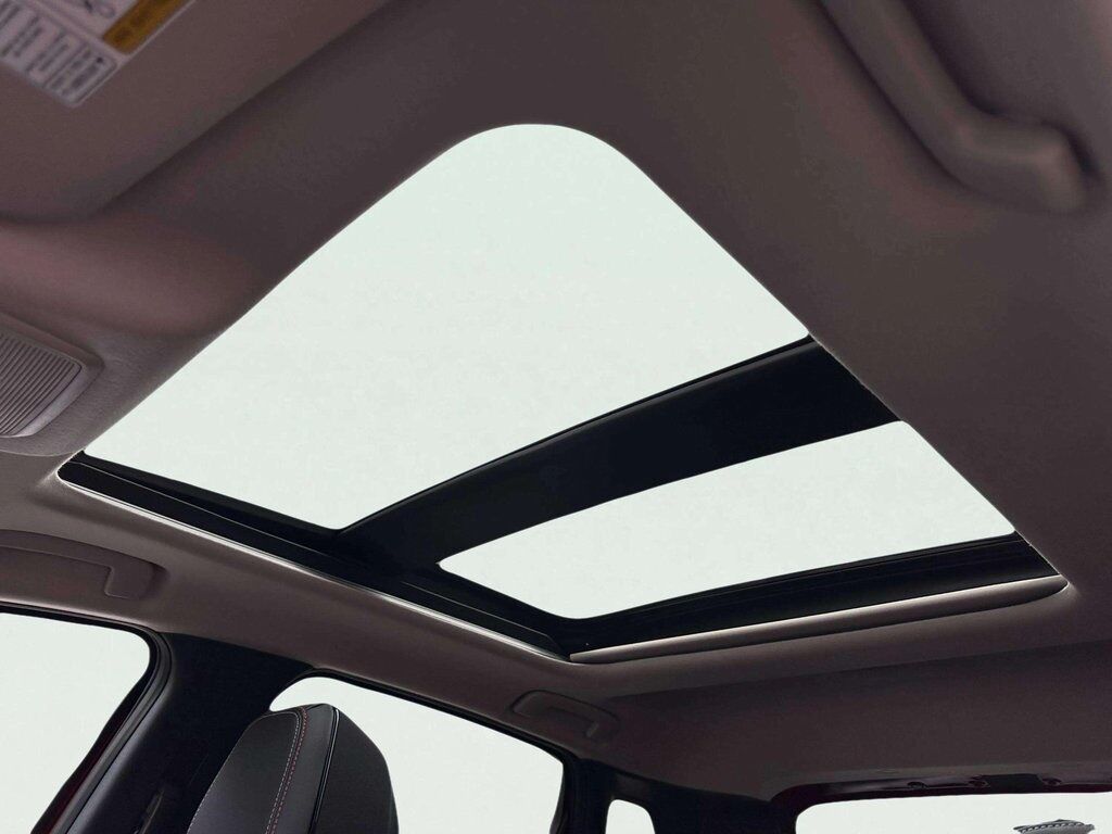 2026 Nissan Kicks SR w/Premium &amp; Cold Weather Pkg San Clemente CA