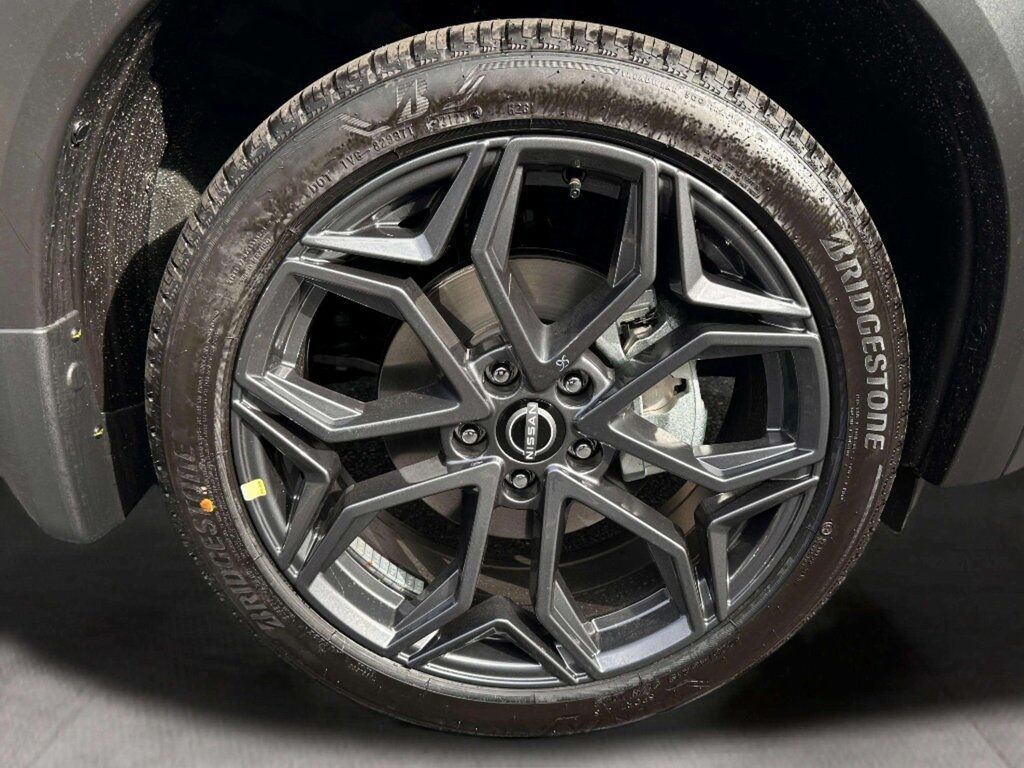 2026 Nissan Kicks SR w/Premium &amp; Cold Weather Pkg San Clemente CA