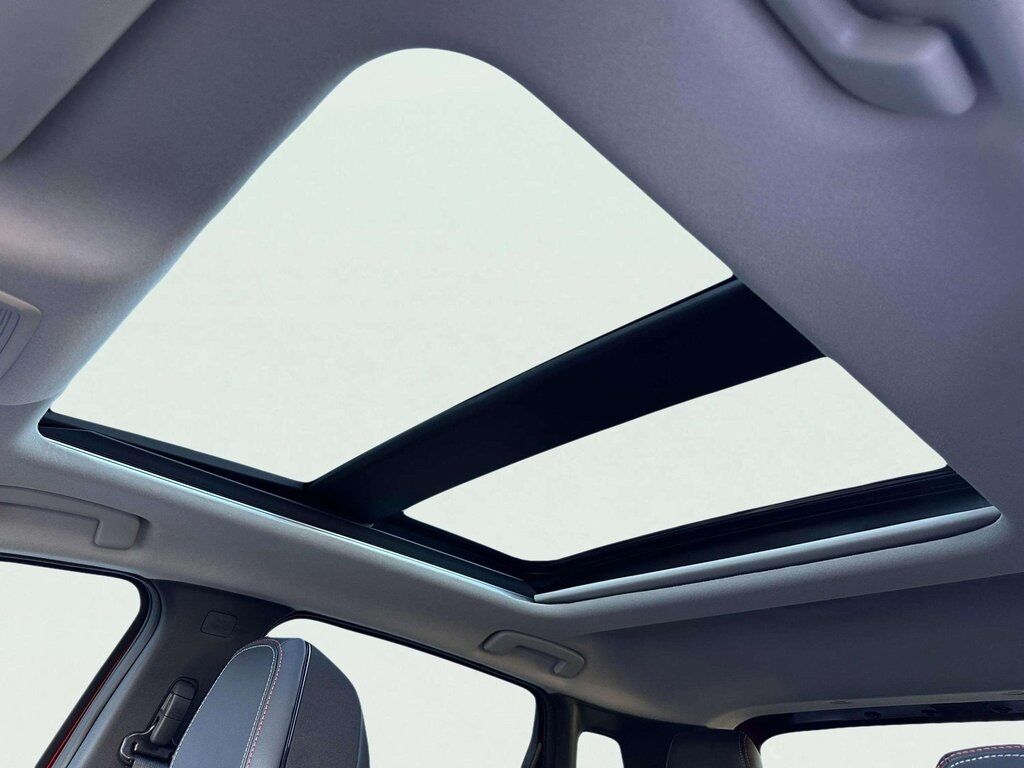 2026 Nissan Kicks SR w/Premium &amp; Cold Weather Pkg San Clemente CA