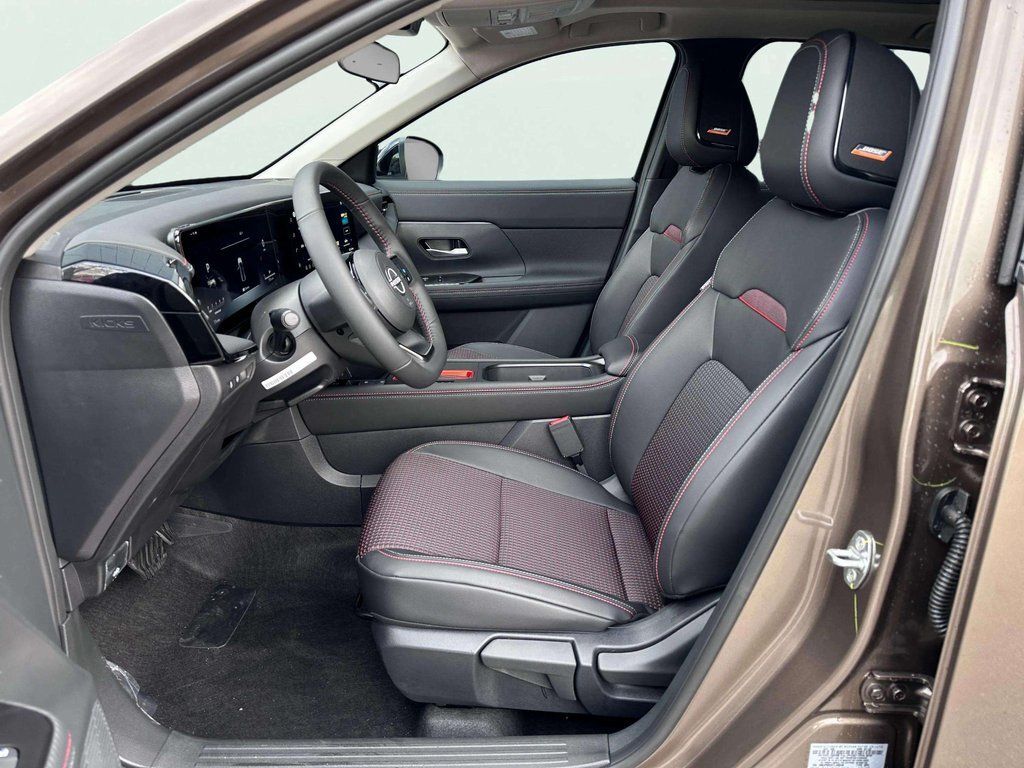 2026 Nissan Kicks SR w/Premium &amp; Cold Weather Pkg San Clemente CA