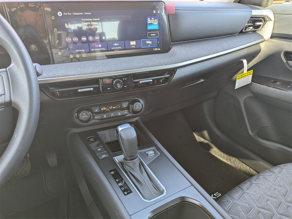 2026 Nissan Kicks SV Kennesaw GA 2026 Nissan Kicks SV Kennesaw GA