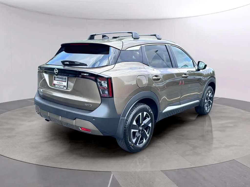 2026 Nissan Kicks SV