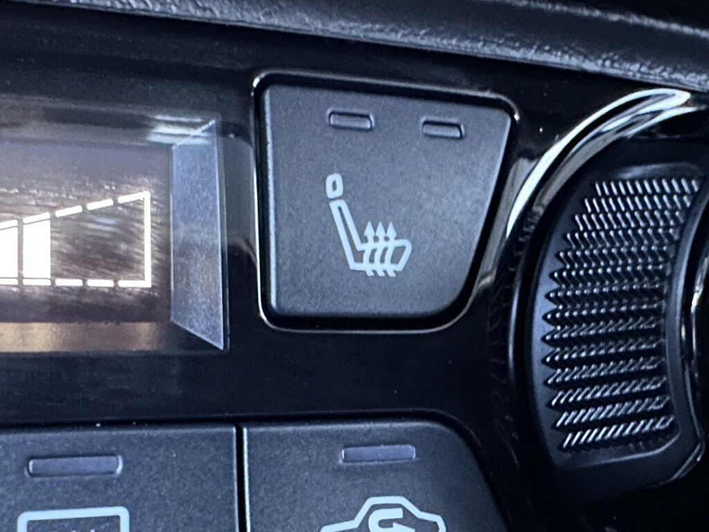 2026 Nissan Kicks SV w/Premium &amp; Cold Weather Pkg San Clemente CA