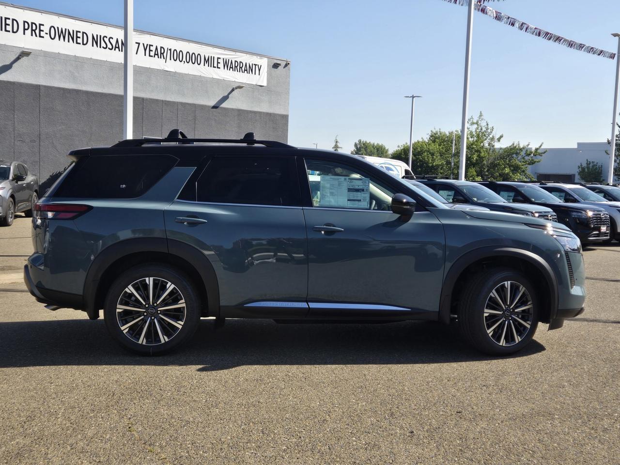 2026 Nissan Pathfinder Platinum 2026 Nissan Pathfinder Platinum