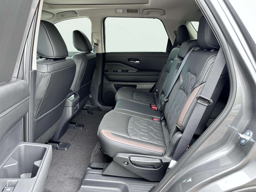 2026 Nissan Pathfinder Platinum San Clemente CA