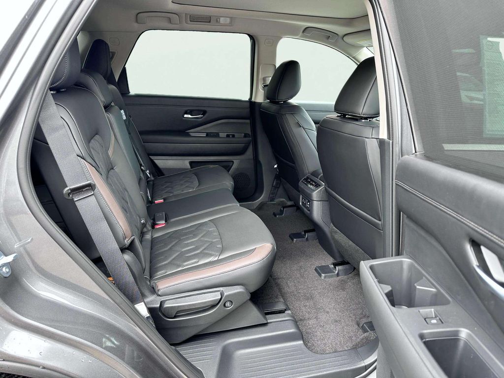2026 Nissan Pathfinder Platinum San Clemente CA