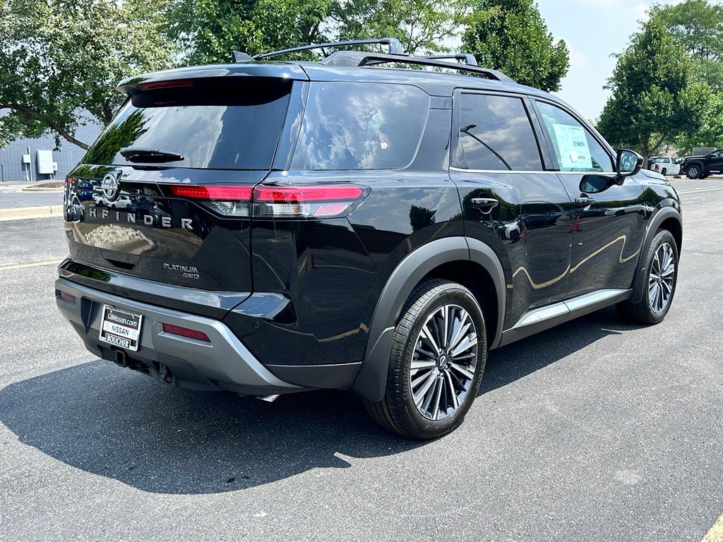 2026 Nissan Pathfinder Platinum