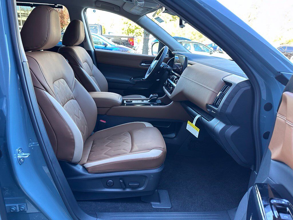 2026 Nissan Pathfinder Platinum San Clemente CA