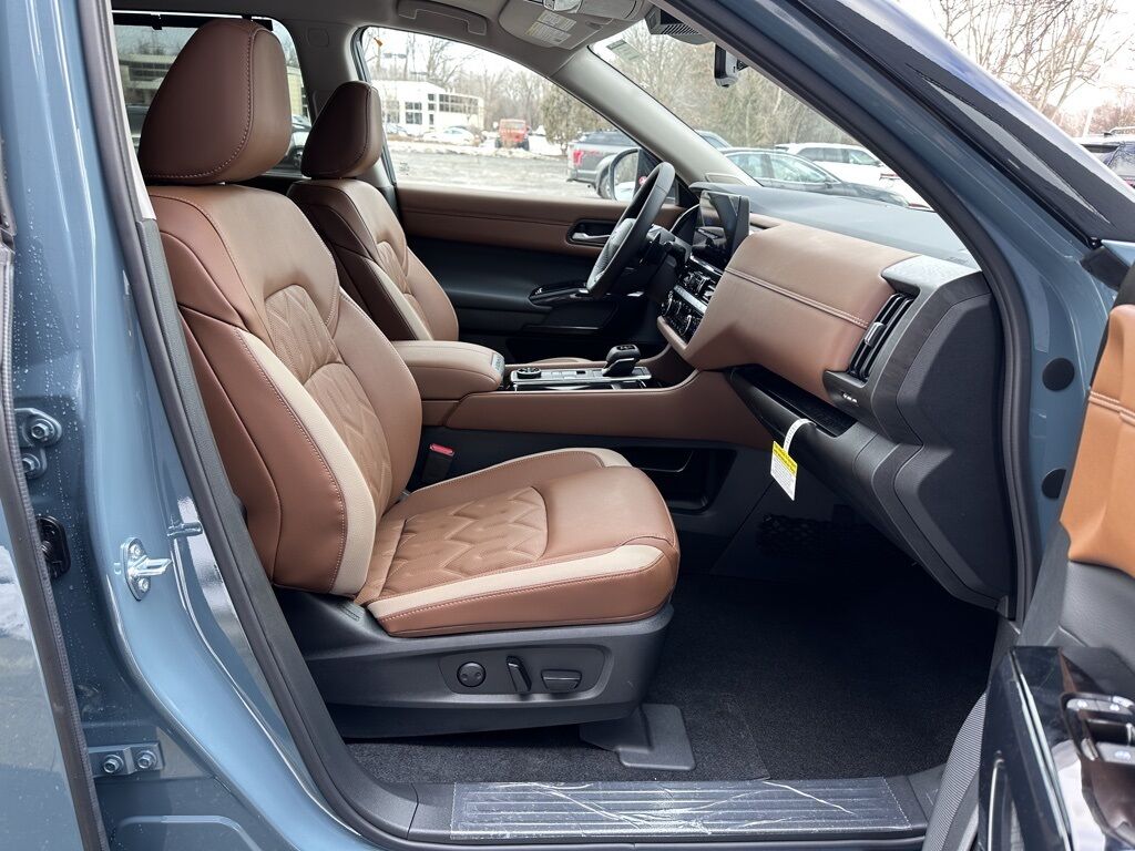 2026 Nissan Pathfinder Platinum San Clemente CA