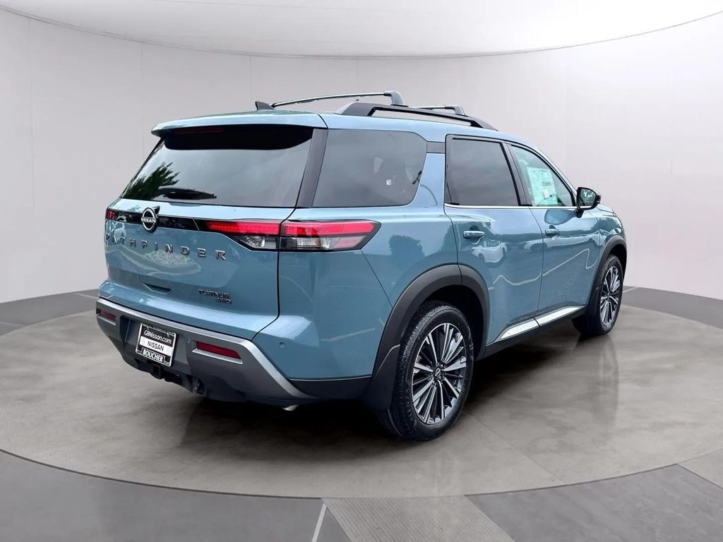 2026 Nissan Pathfinder Platinum