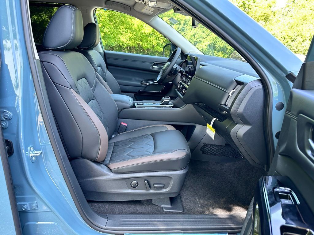 2026 Nissan Pathfinder Platinum San Clemente CA
