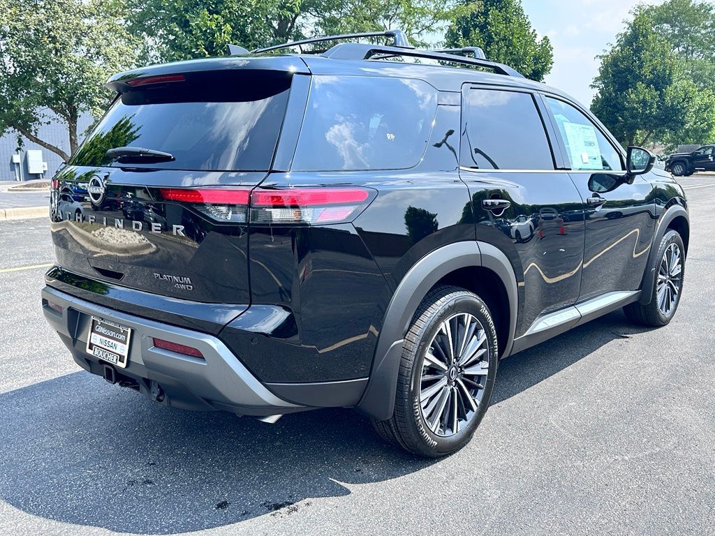 2026 Nissan Pathfinder Platinum