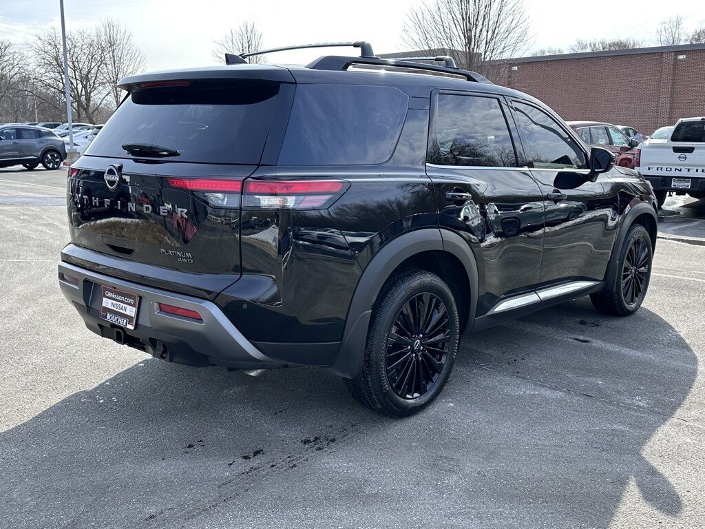 2026 Nissan Pathfinder Platinum
