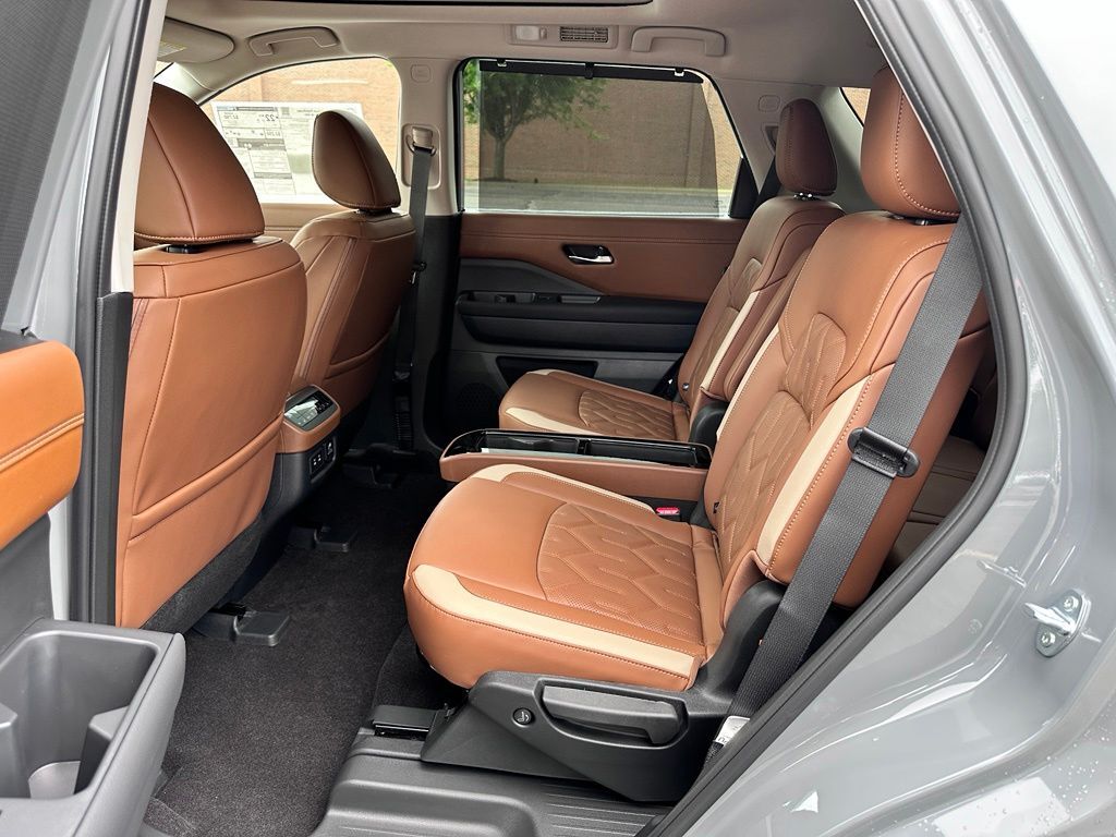 2026 Nissan Pathfinder Platinum San Clemente CA