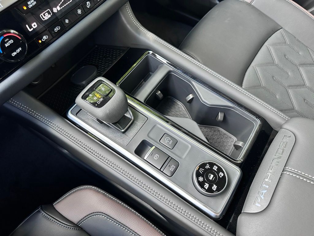 2026 Nissan Pathfinder Platinum San Clemente CA