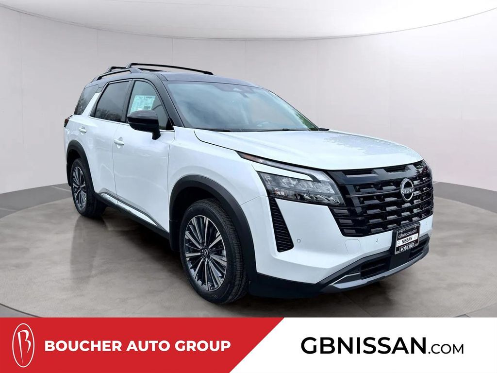 2026 Nissan Pathfinder Platinum
