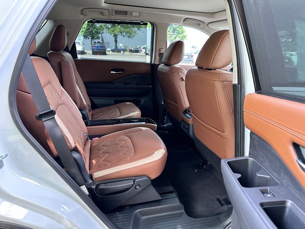 2026 Nissan Pathfinder Platinum San Clemente CA