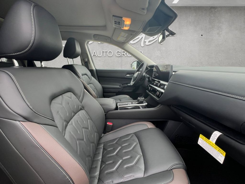 2026 Nissan Pathfinder Platinum San Marcos TX