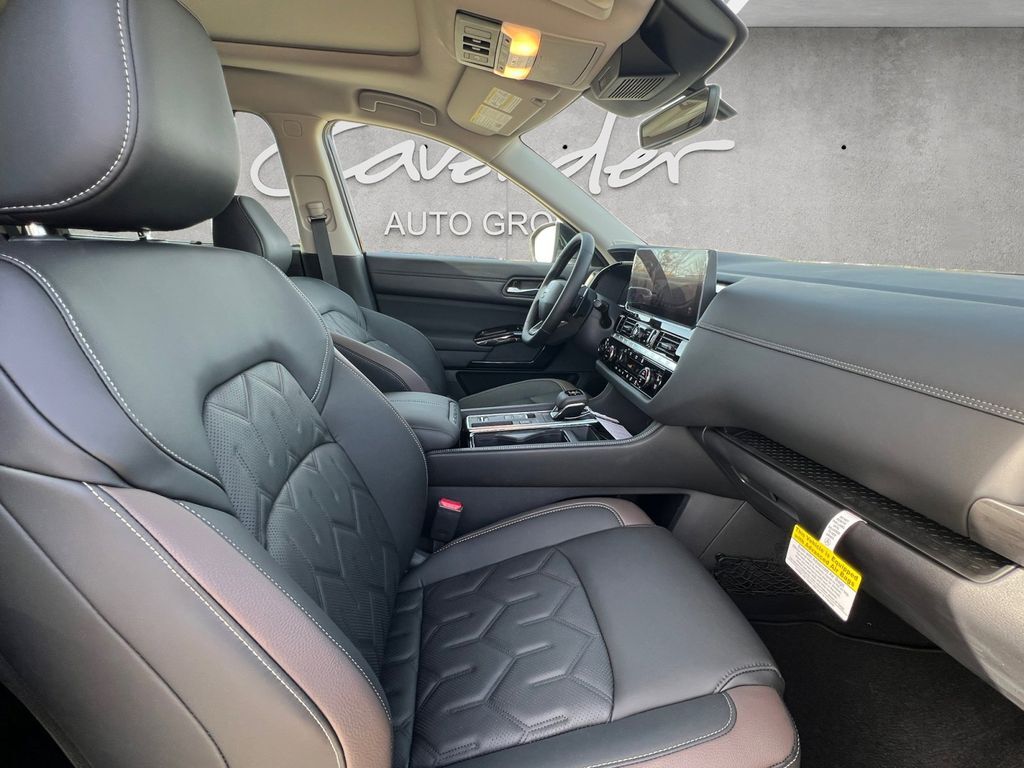 2026 Nissan Pathfinder Platinum San Marcos TX