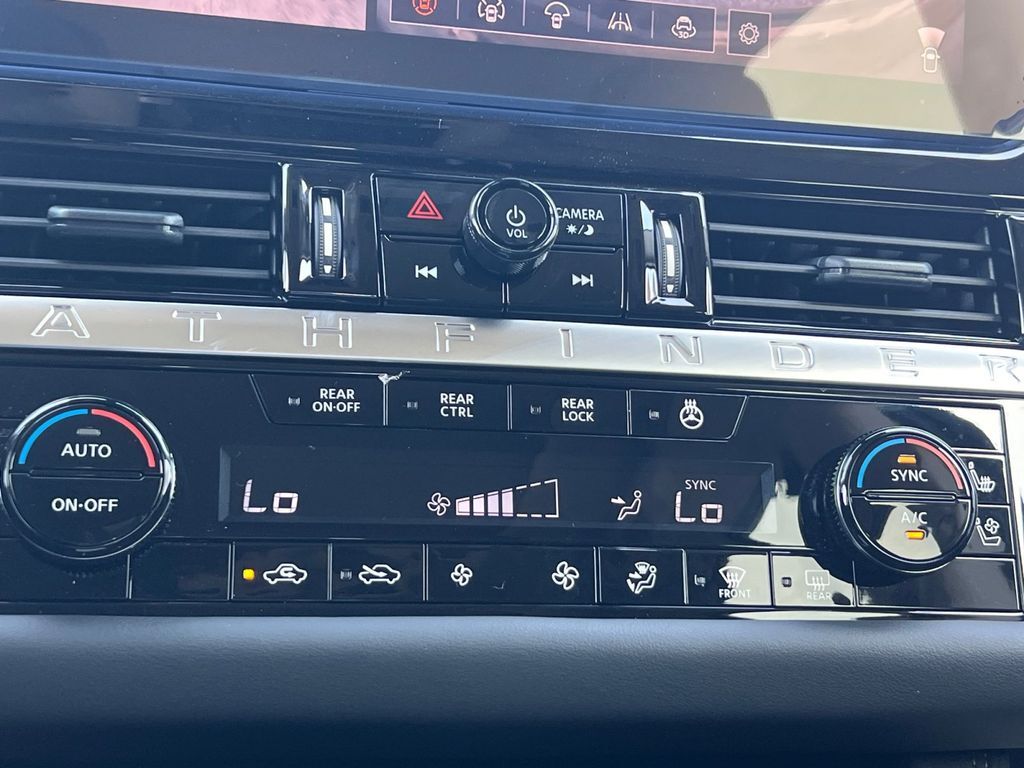 2026 Nissan Pathfinder Platinum San Marcos TX