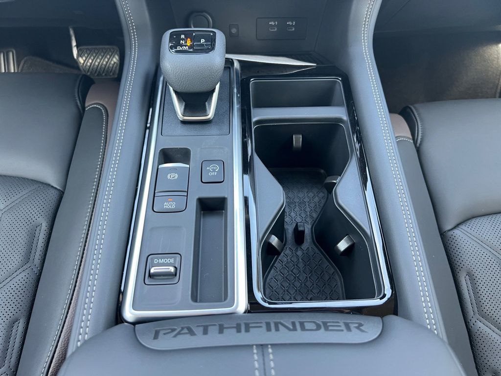 2026 Nissan Pathfinder Platinum San Marcos TX