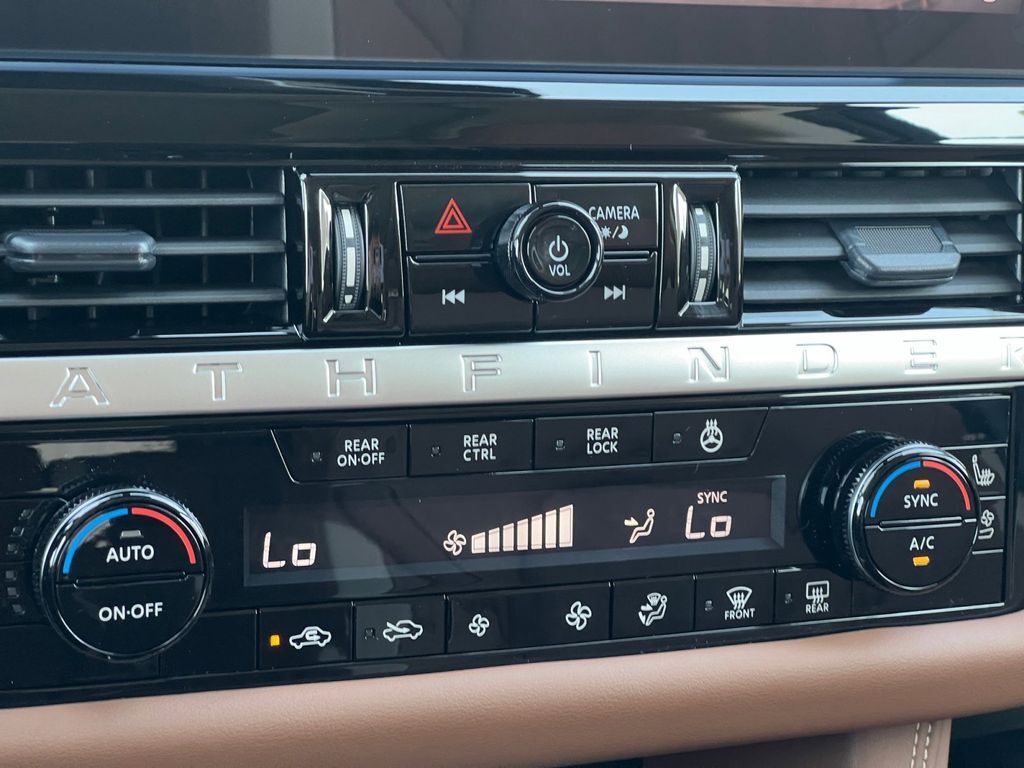 2026 Nissan Pathfinder Platinum San Marcos TX